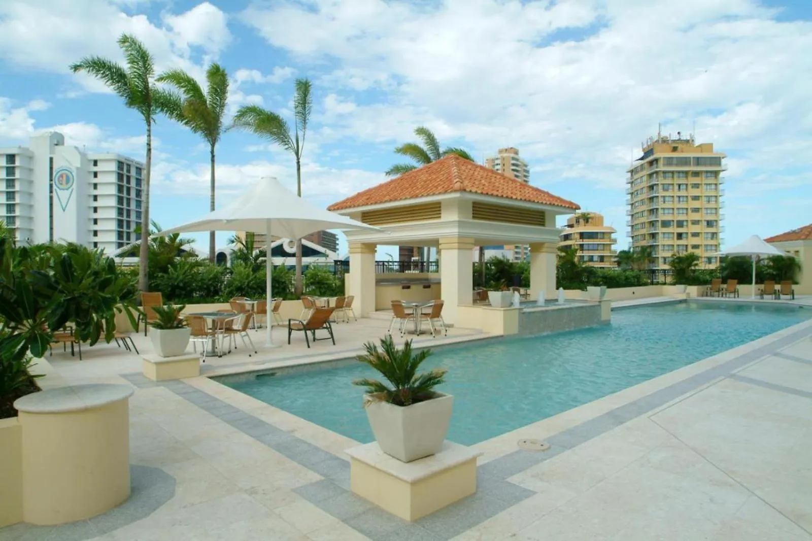 Tropical Luxurious Retreat Apartment Gold Coast