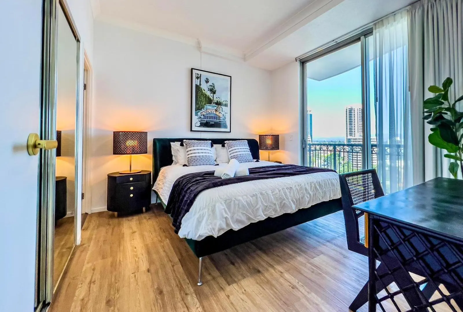 Tropical Luxurious Retreat Apartment Gold Coast