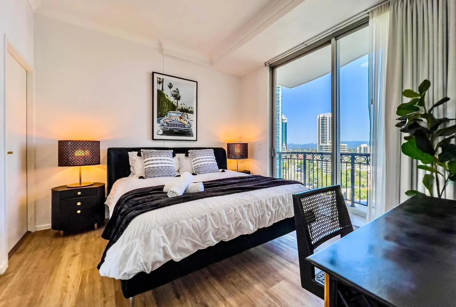 Tropical Luxurious Retreat Apartment Gold Coast