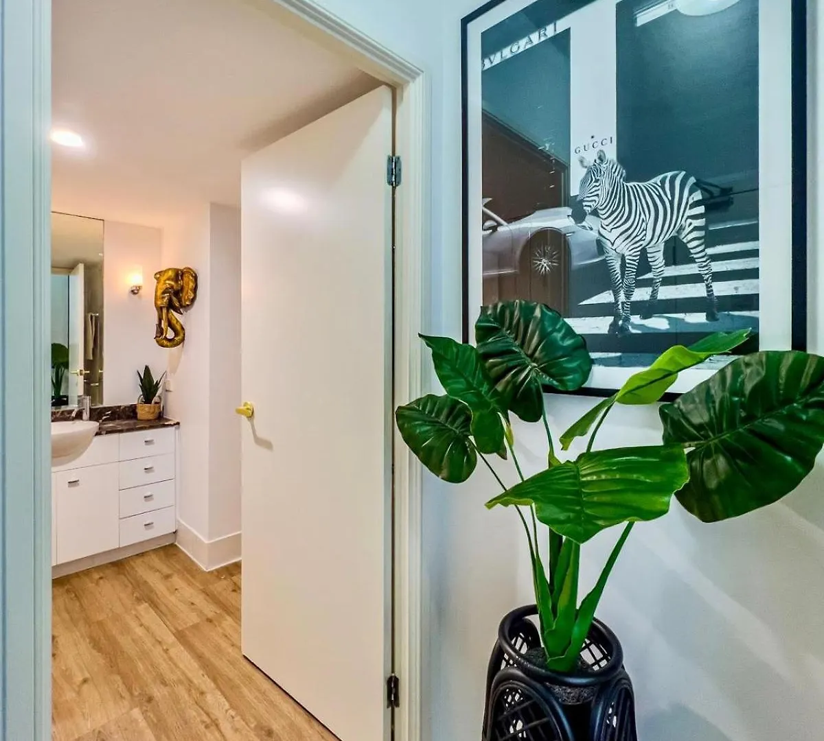 Tropical Luxurious Retreat Apartment Gold Coast